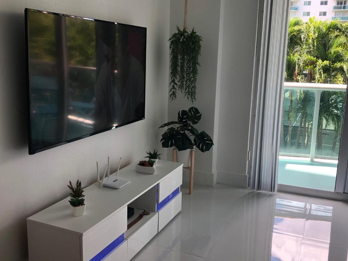 Apartmán The Blue Island Miami Beach Exteriér fotografie